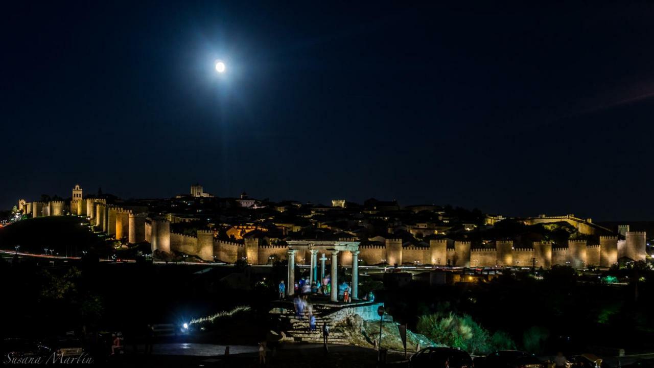 La Casa De La Luna Ávila エクステリア 写真